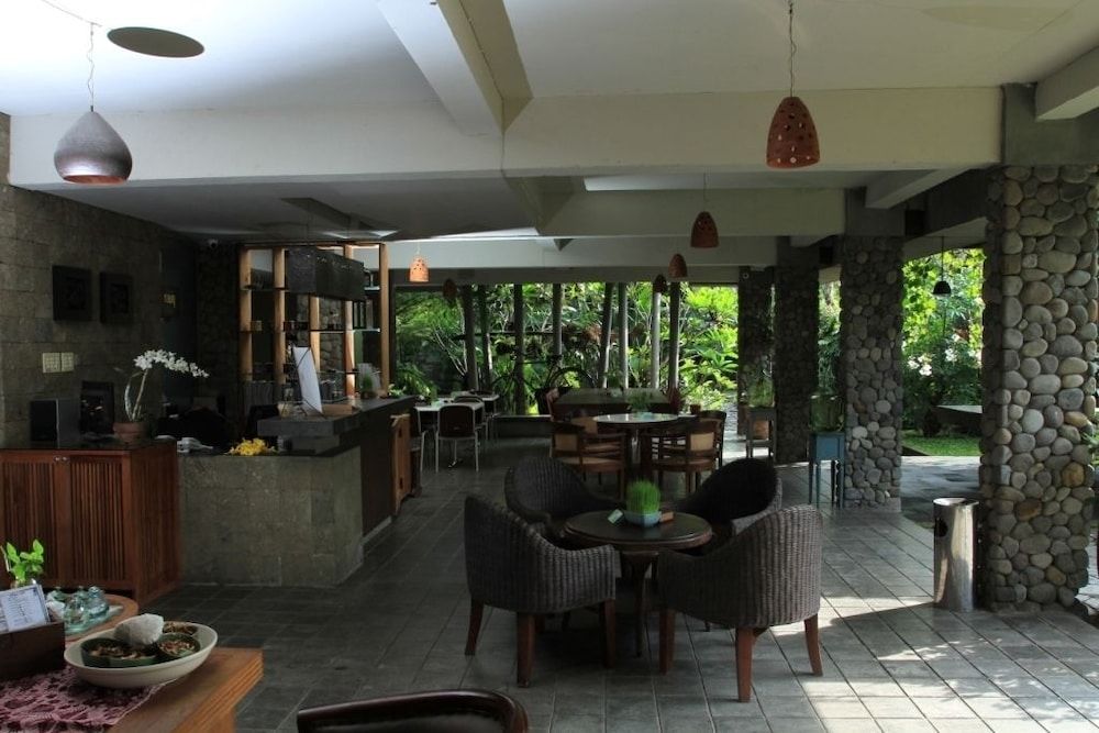 Rumah Batu Villa And Spa 2