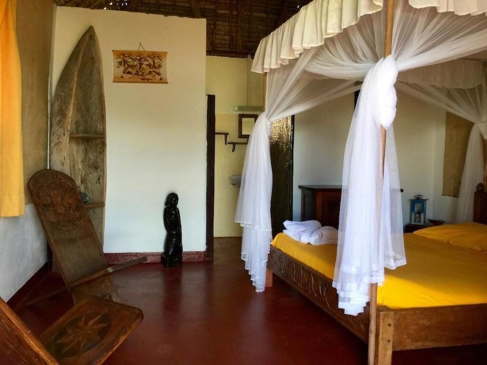 Hôtel Lodge La Pirogue Mahambo 2