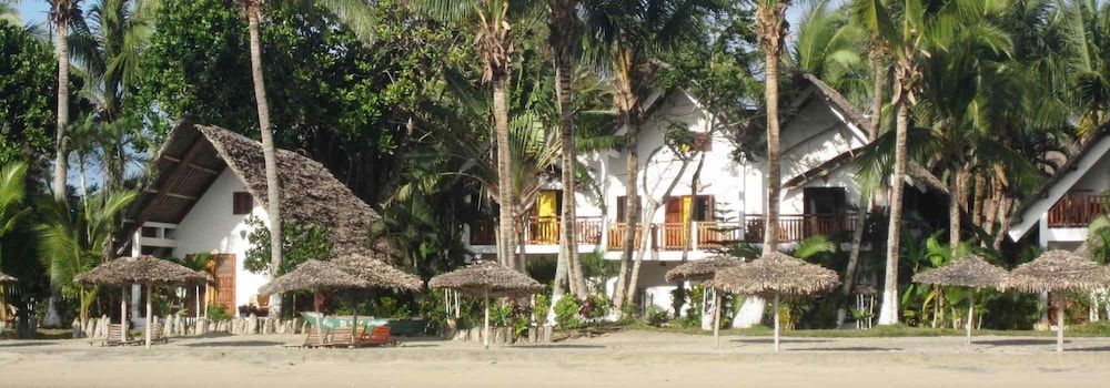 Hôtel Lodge La Pirogue Mahambo