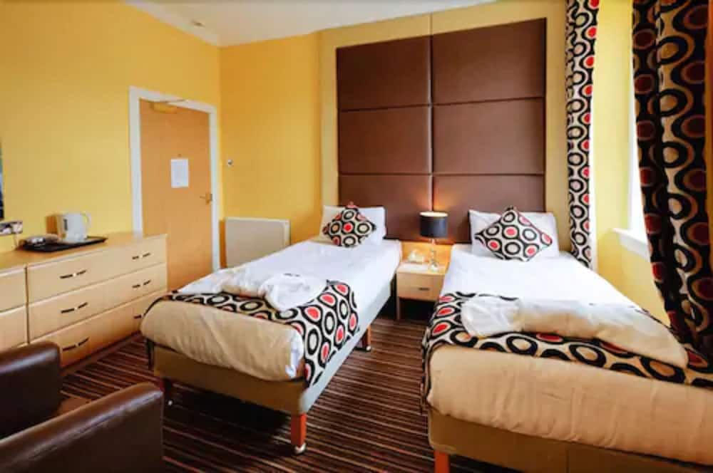 The Esplanade Hotel 2