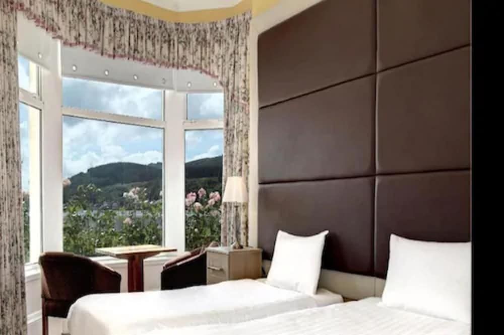 The Esplanade Hotel 3