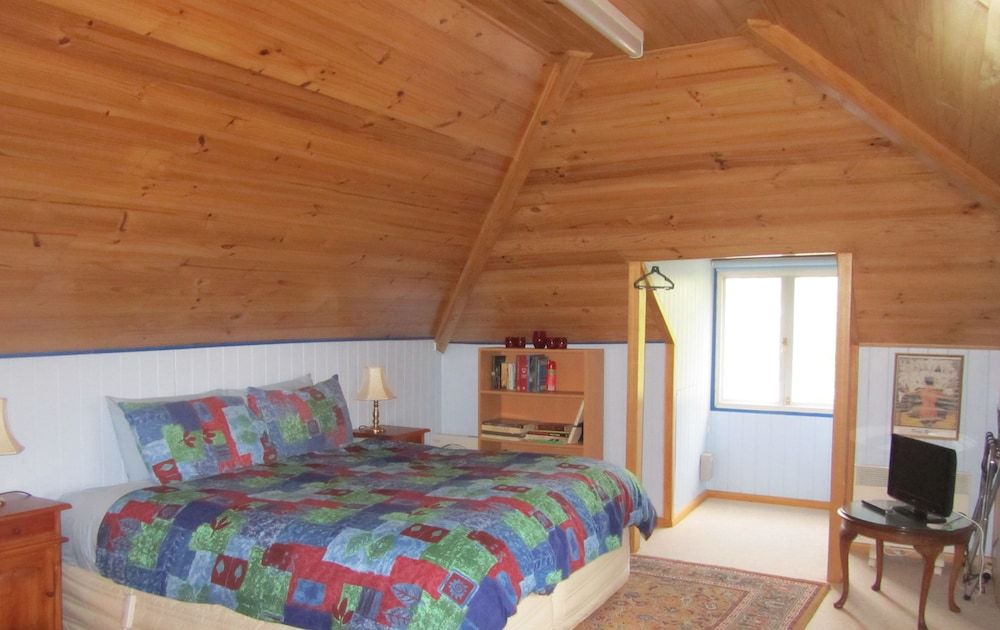 Triabunna Cabin and Caravan Park 2