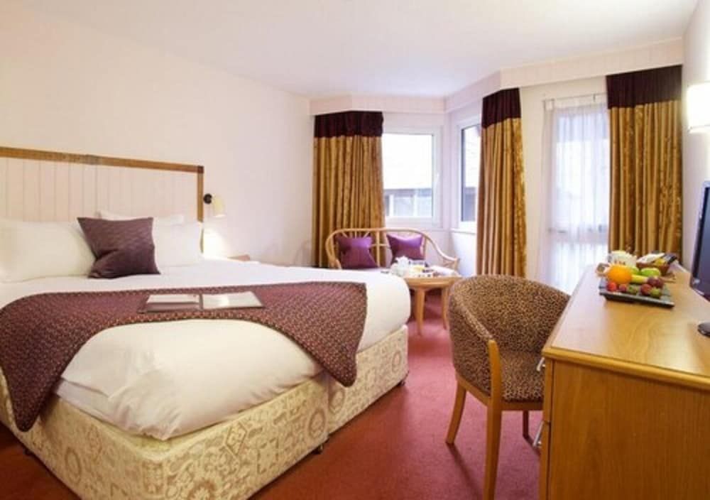 Marwell Hotel 3
