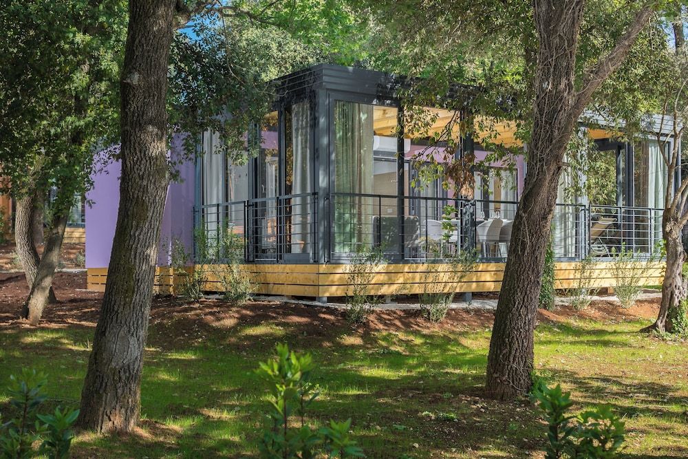 Camping Homes Mon Perin 4 estrellas en Bale