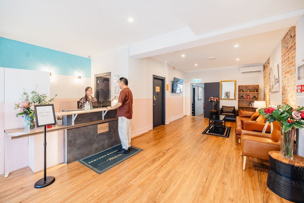 Newtown Cozy Stays 3