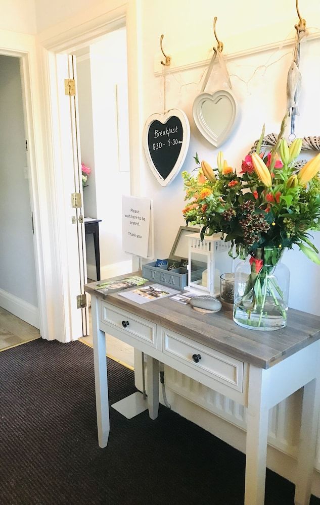 Arbour House Bed and Breakfast 2