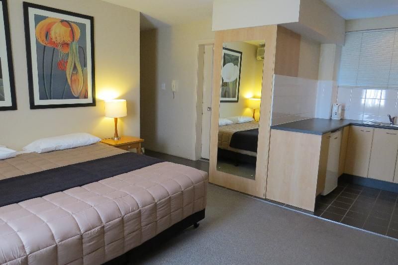 Waldorf Drummoyne Serviced Apartments 2