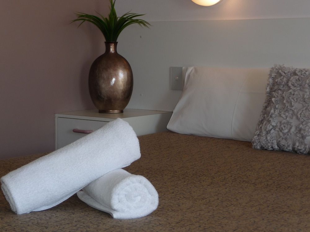 Blue Pelican Motel 3