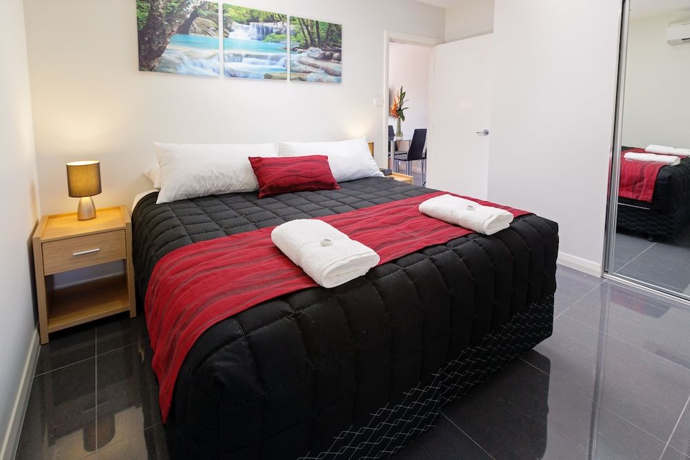 Cardiff Executive Apartments 3