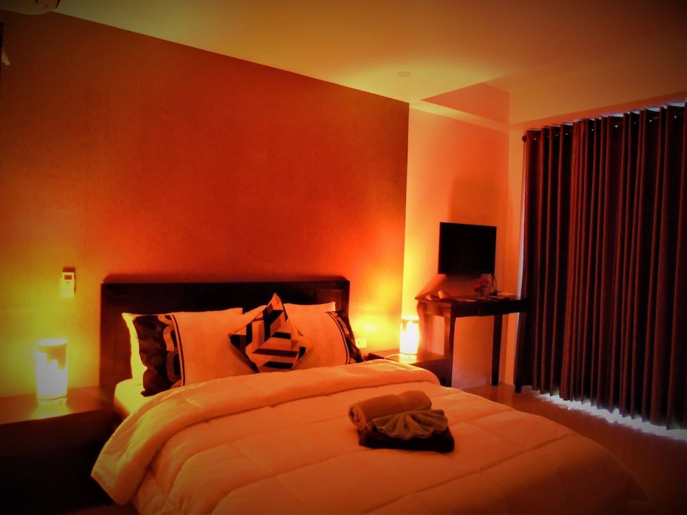 Phaidon Beach Resort 1