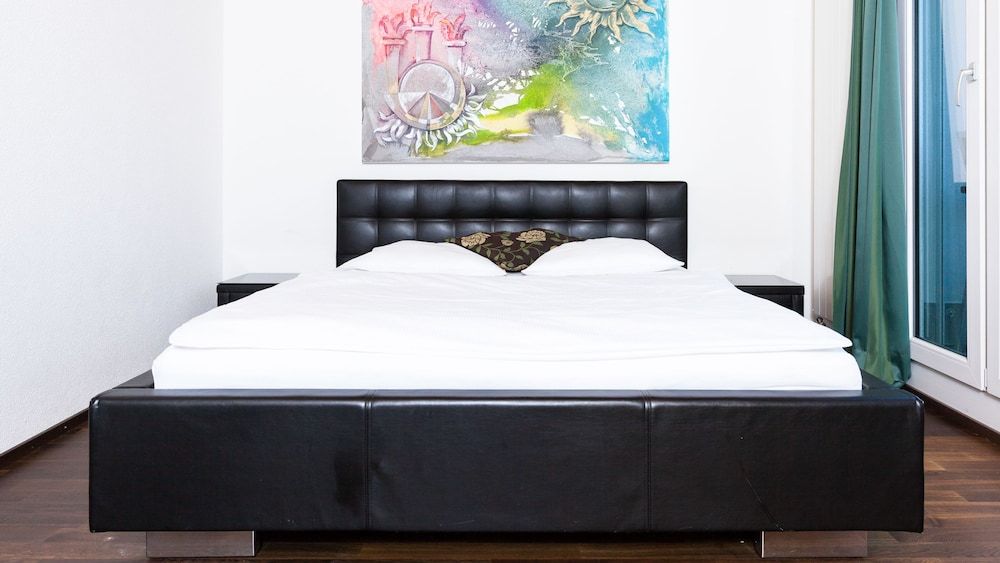 Swiss Star Apartments District 3 1