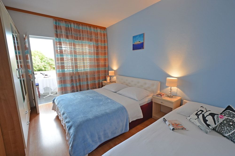 Rooms Sunce Supetar - Island Brac