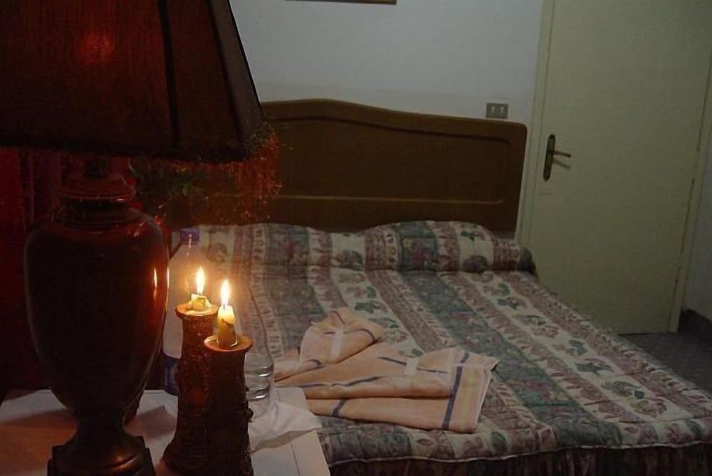 Valentine Inn 3