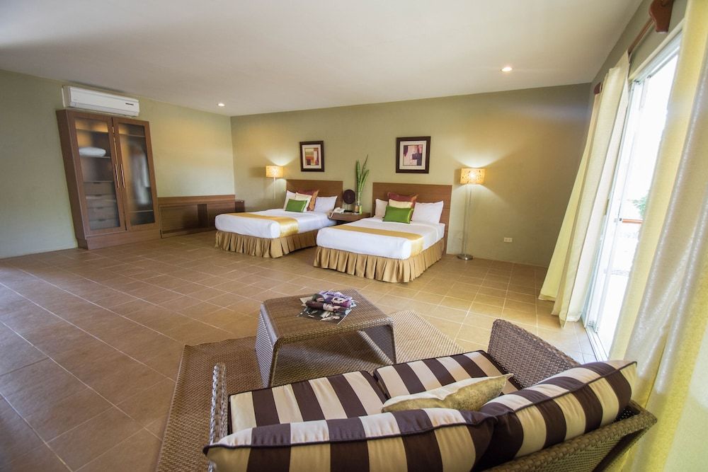 Almont Inland Resort 3