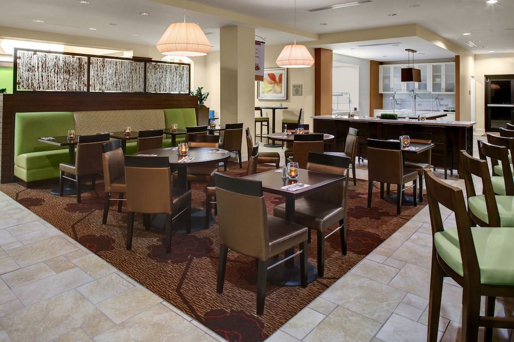 Hilton Garden Inn Edmonton International Airport 3