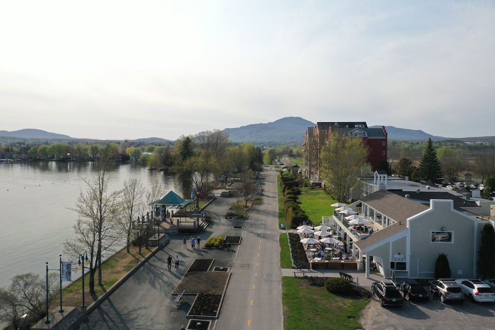 Hôtel Versō 4 estrelas em Magog-Orford