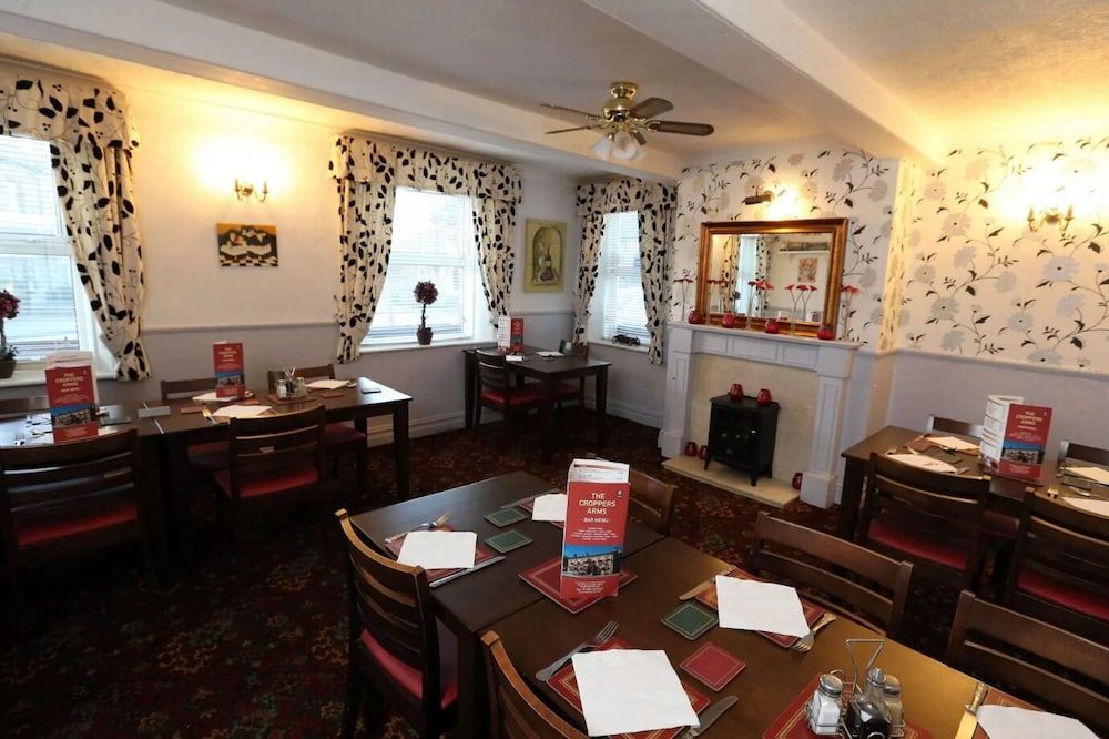 OYO The Croppers Arms 2