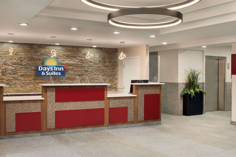 Days Inn & Suites by Wyndham Sherwood Park Edmonton 2