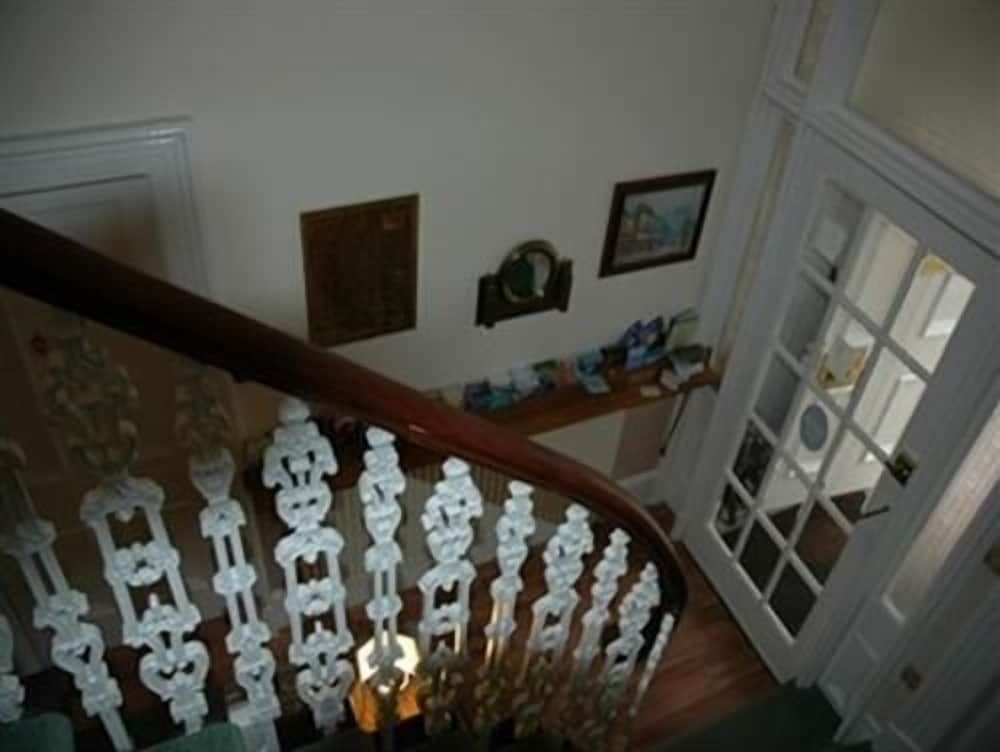 Eglinton Guest House 3