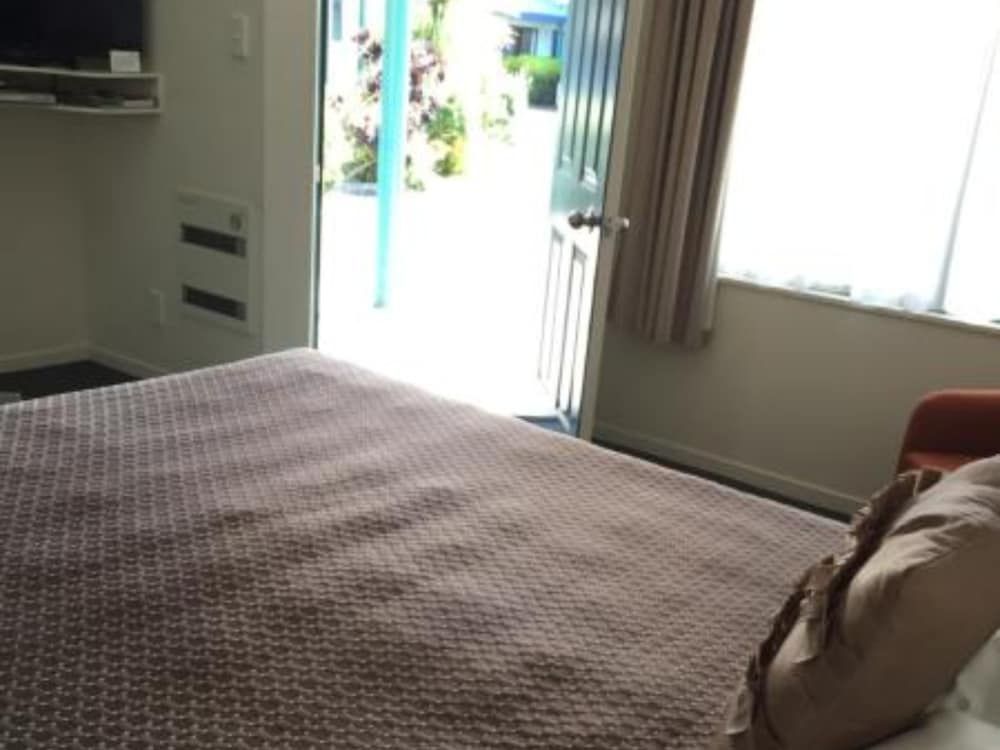 Asure Cooks Gardens Motor Lodge 2