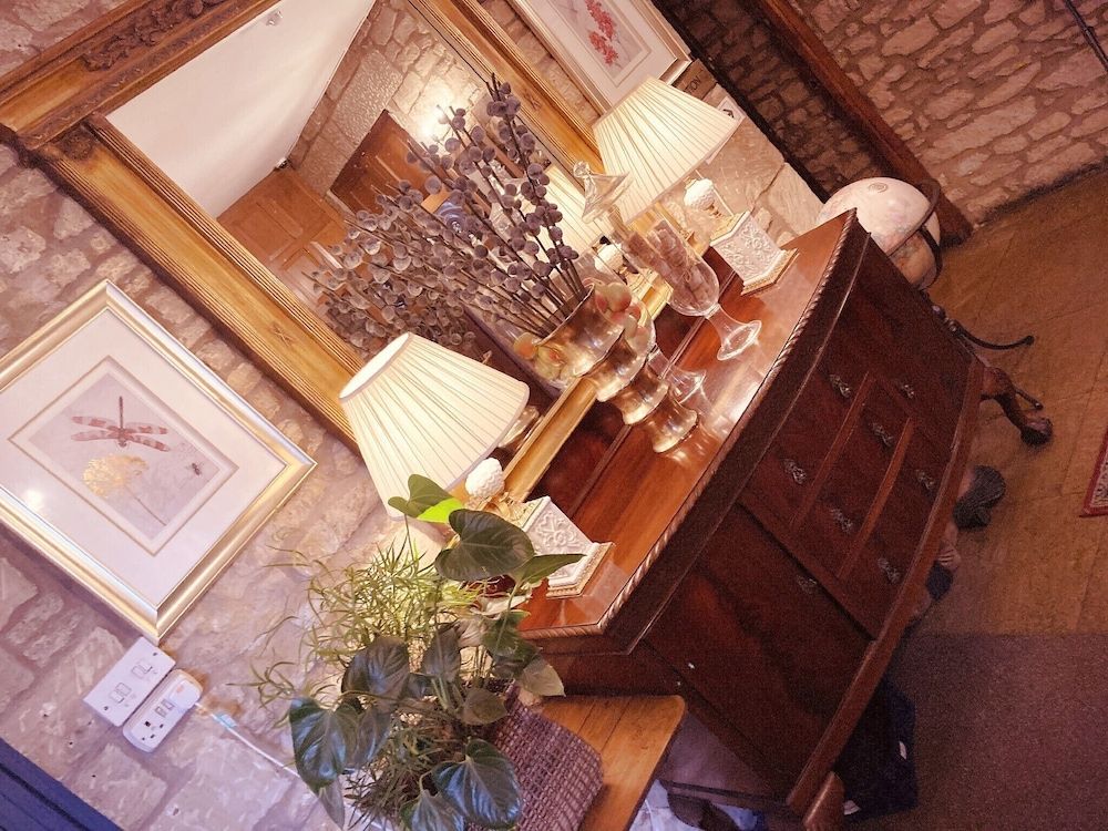 Inn For All Seasons 2