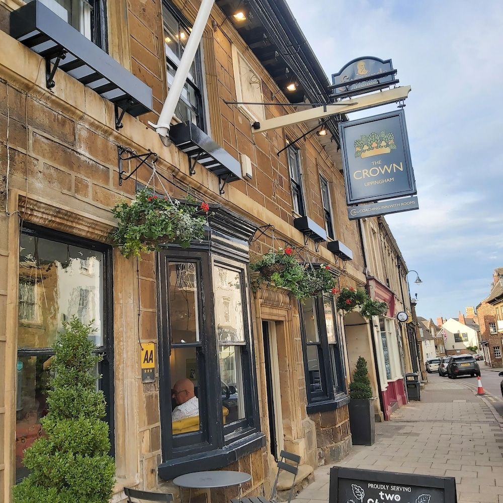 The Crown 4 estrellas en Oakham