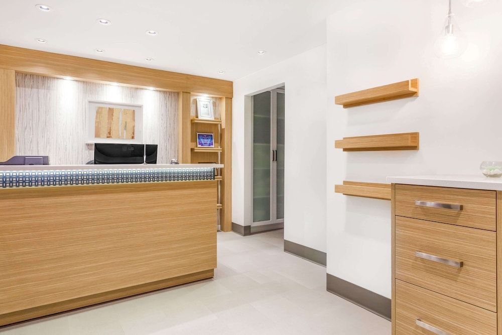 Knights Inn Merritt 2