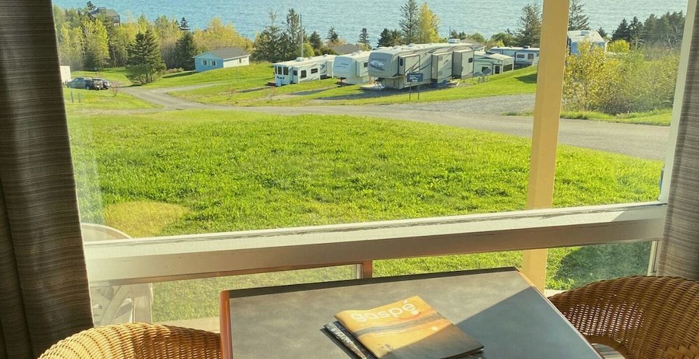 Hébergement & Aztec Camping Fort Prével