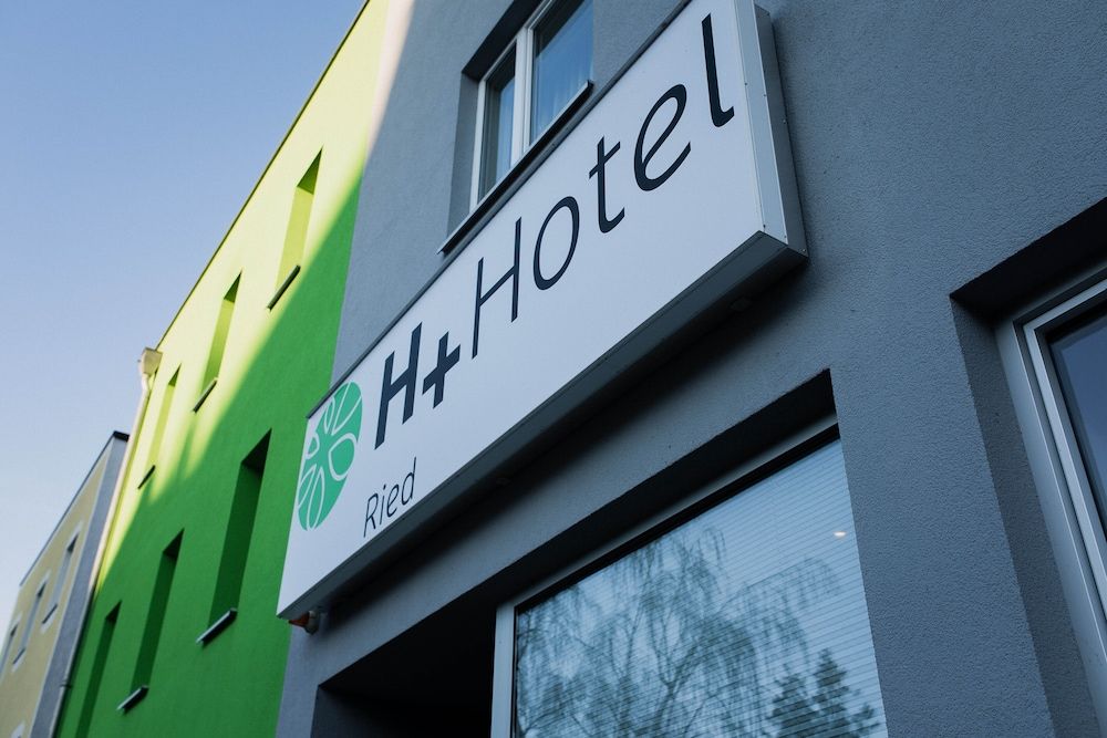 H+ Hotel Ried 1