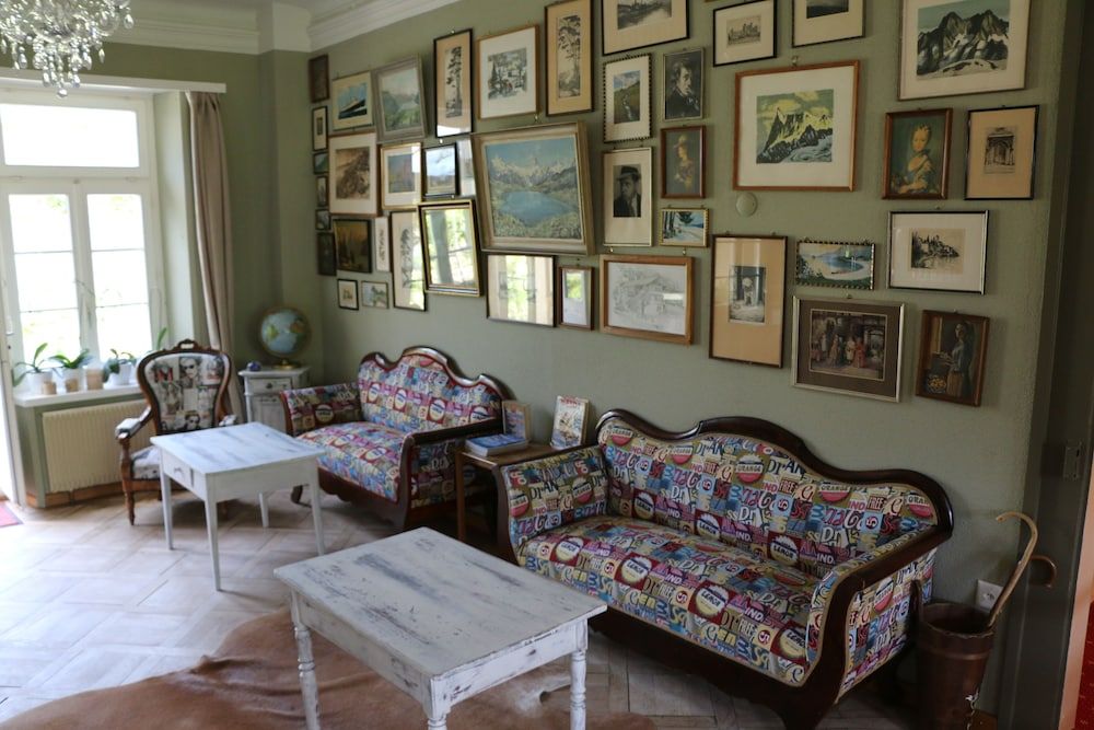 Alpenrose Hotel & Gardens 3