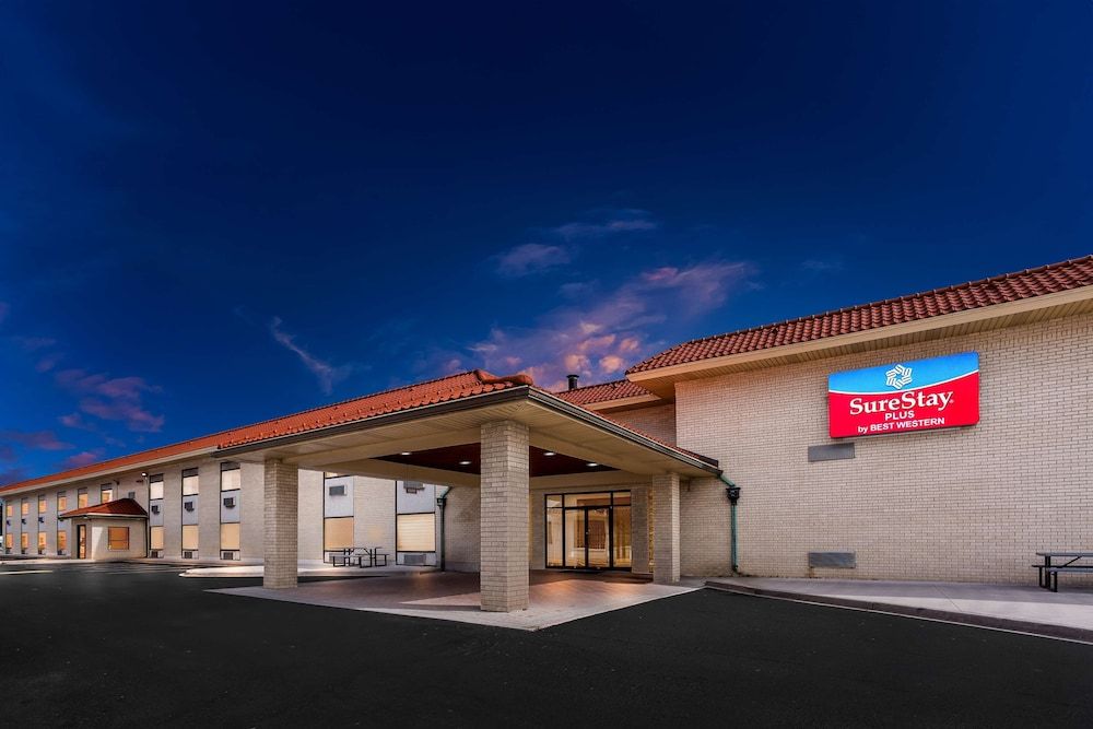 SureStay Plus by Best Western Windsor 2 étoiles à Windsor