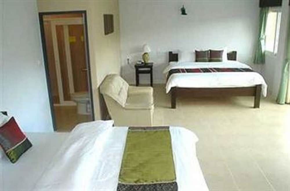 Bacchus Home Resort 3