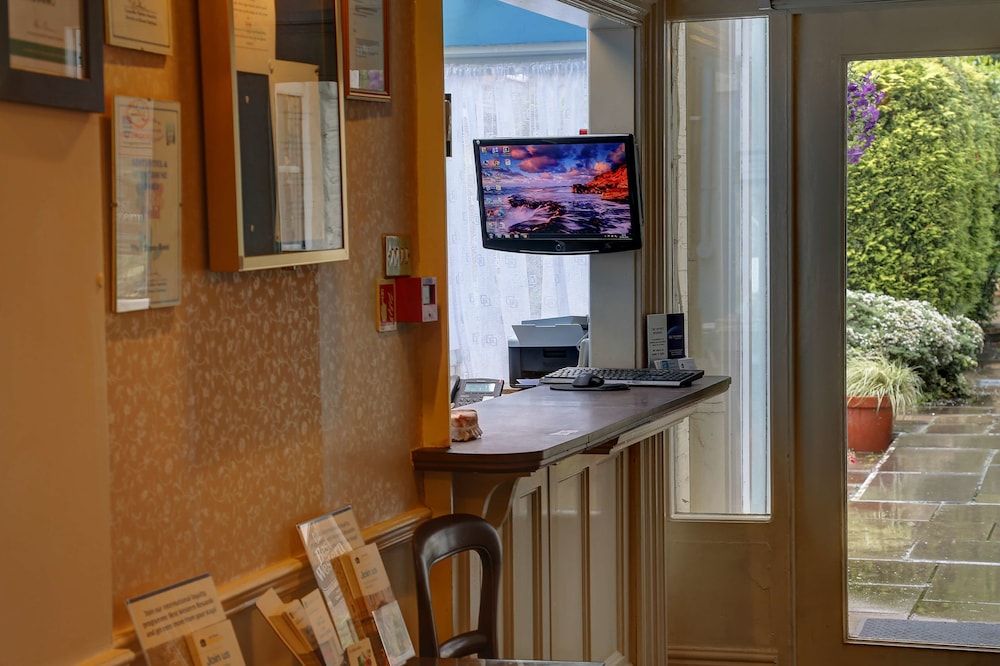 Best Western The Lairgate Hotel 2