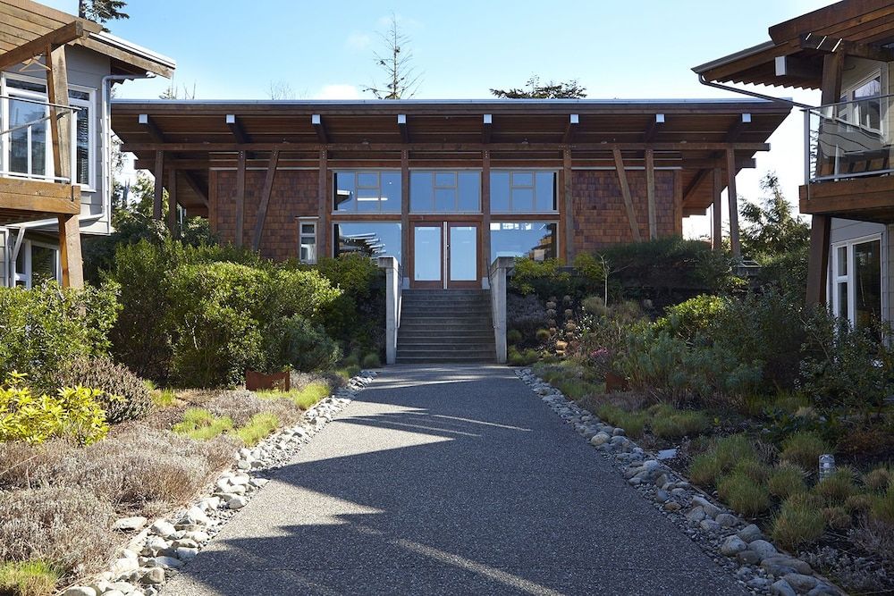 Cox Bay Beach Resort 2