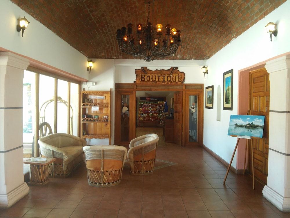 Hotel Mision Catavina 3