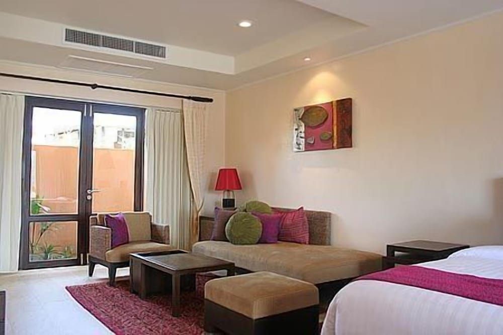 Chandara Resort & Spa Phuket 3