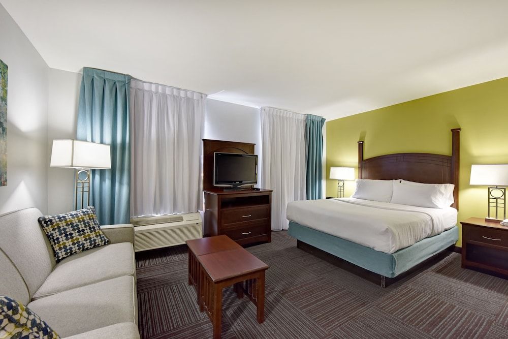Staybridge Suites Guelph, an IHG Hotel 3