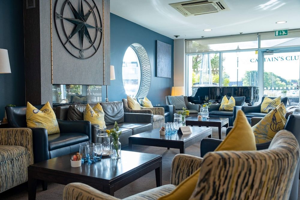 Captains Club Hotel 2