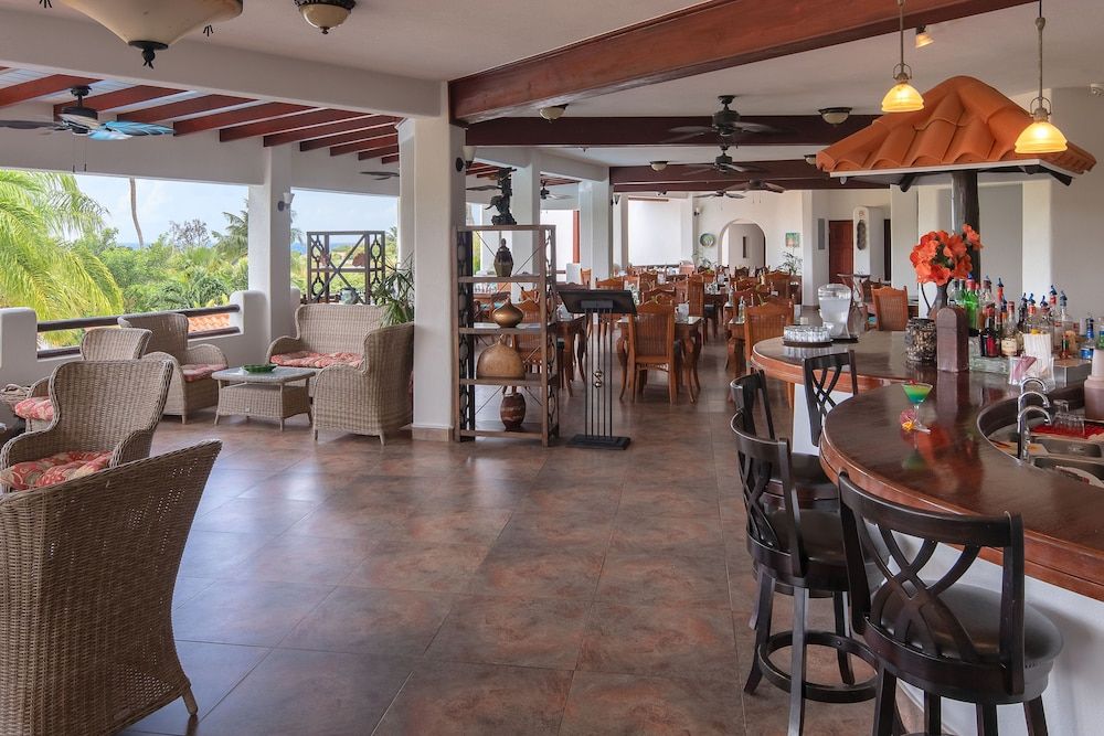 Sugar Cane Club Hotel And Spa - Adults Only 3