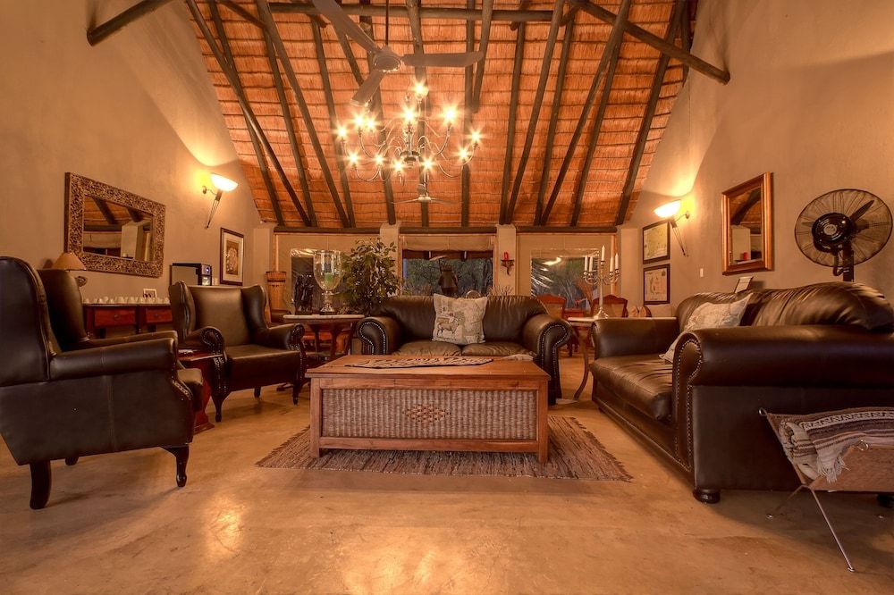 Mvuradona Safari Lodge 2