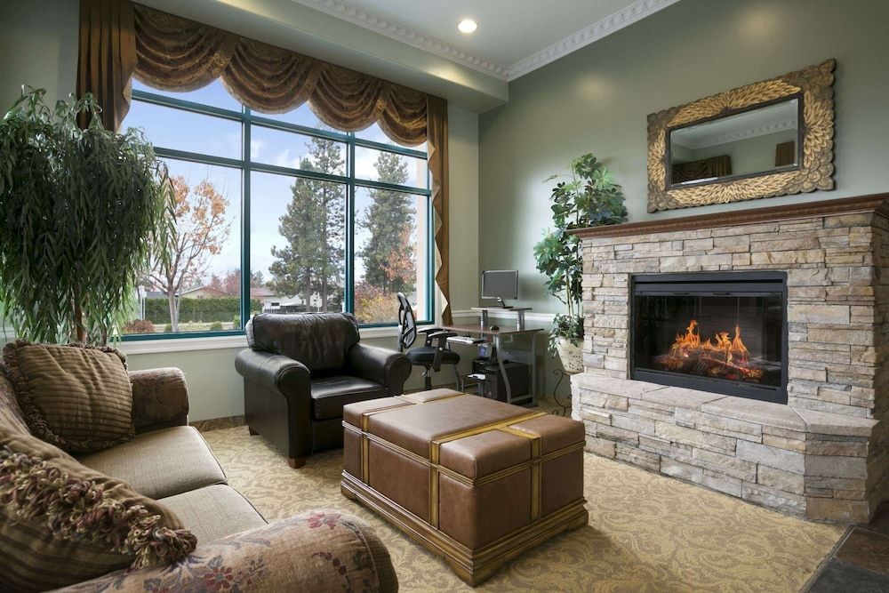 Ramada Limited Merritt 3