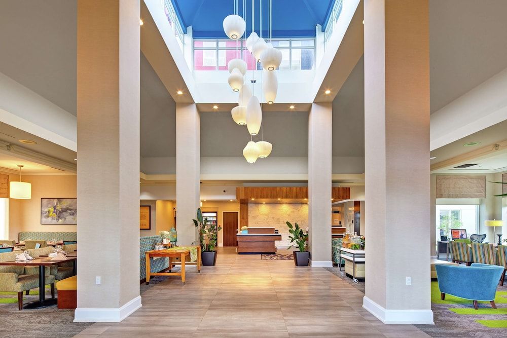 Hilton Garden Inn Toronto/Oakville 2