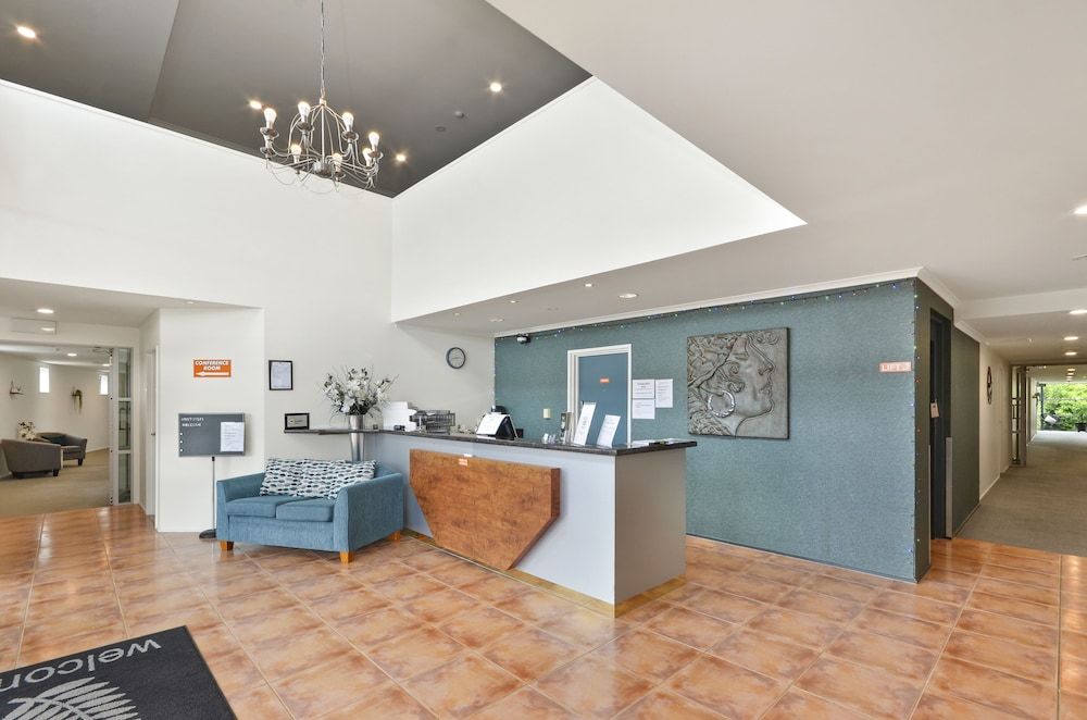 Aristotles North Shore 2