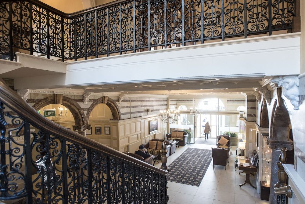 Crown and Mitre Hotel 3 estrelas em Carlisle