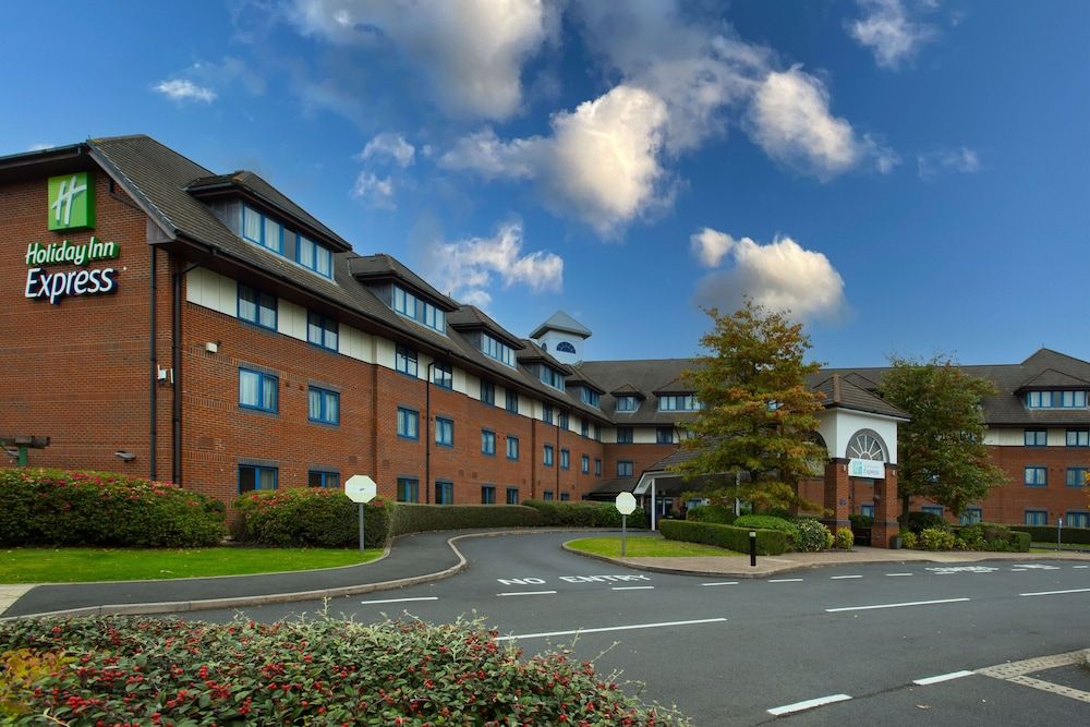 Holiday Inn Express Birmingham NEC, an IHG Hotel 3 estrellas en Birmingham