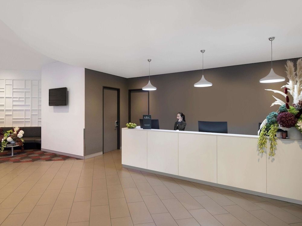 Mercure Sydney Bankstown 2