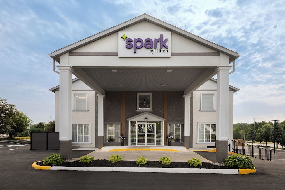 Spark By Hilton Woodstock 1