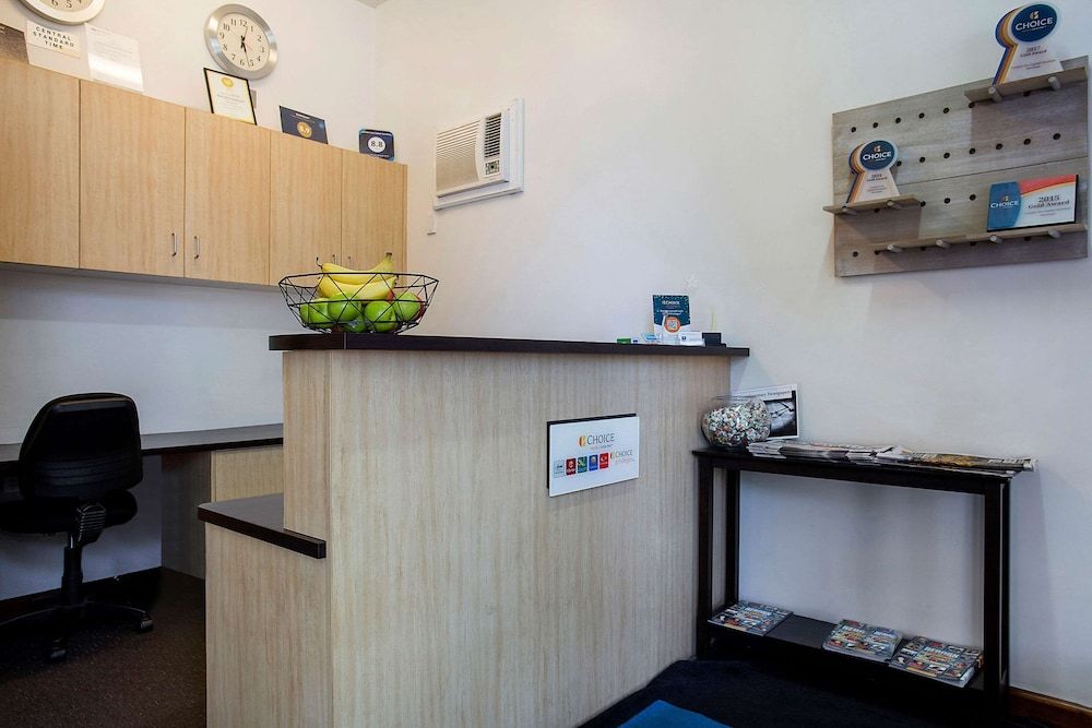 Comfort Inn Capital Horsham 2