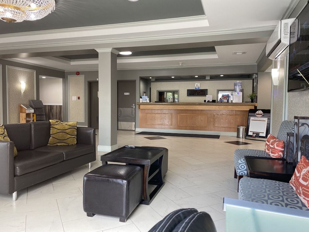 Travelodge by Wyndham Miramichi New Brunswick 2