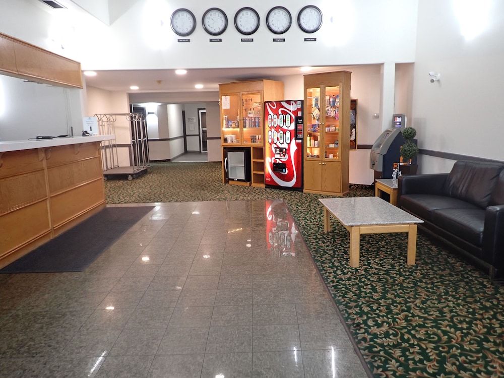 Days Inn by Wyndham Valemount 3